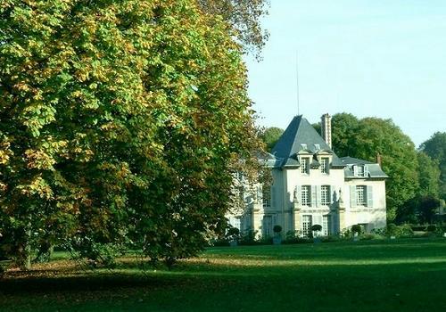 Mansion-in-Mazanderan-Northern-Iran