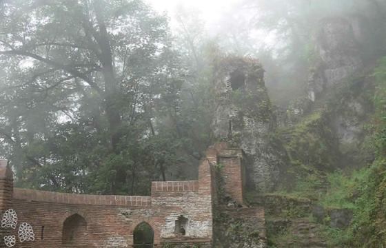 Roudkhan-Castel