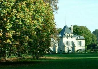 Mansion-in-Mazanderan-Northern-Iran