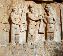 Bas-relief de l'investiture d'Ardashir II
